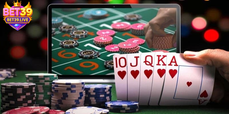 Kinh Nghiệm Chơi Poker Hiệu Quả Cho Người Mới Và Cao Thủ 4 Tích lũy kinh nghiệm chơi poker từ các cao thủ